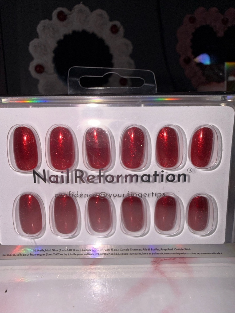 Nail Reformation Short round red glitter press on nails